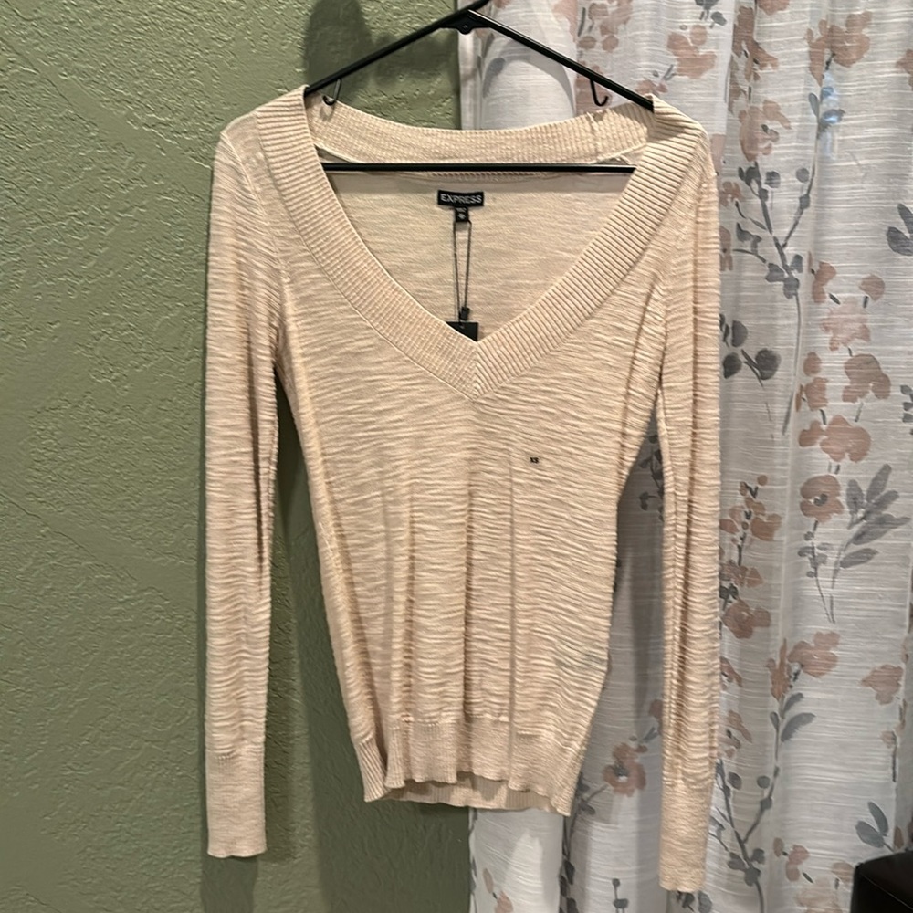 Express XS long sleeve sweater NWT